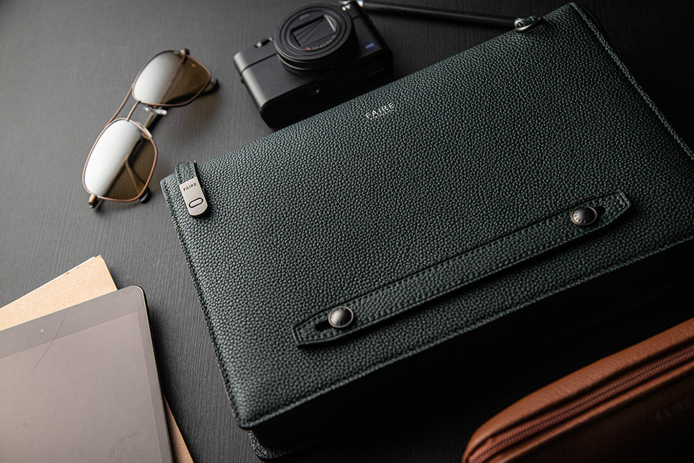 Neo Clutch - Navy (II) | Outlet
